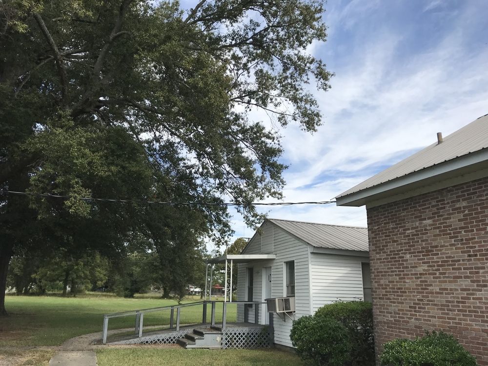 McGehee, AR Church Building and Land: 1602 S 1st St, McGehee, AR 71654